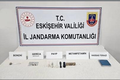 Jandarma piknik alanında uyuşturucu satan şahsı yakaldı