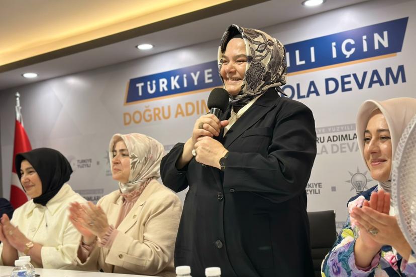 Nice Mutlu Yıllara Vekil Anne