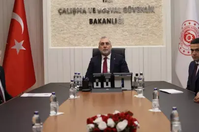 Asgari ücret zam pazarlığı başladı! Türk-İş masada yok ama bakan'a mektup sundu!