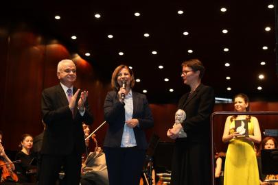 Büyükelçi Dumont viyolonseliyle Eskişehir’de sahne aldı