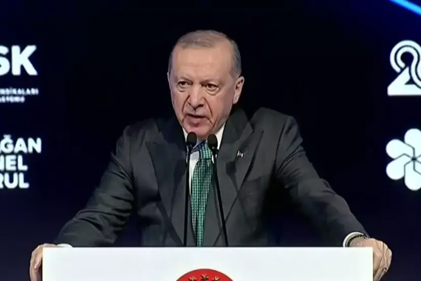 Erdoğan’dan Asgari Ücret Öncesi Net Mesaj: “TİSK Ellerini Taşın Altına Koymalı”