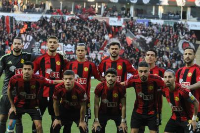 Es-Es ikinci yarıya derbiyle giriyor