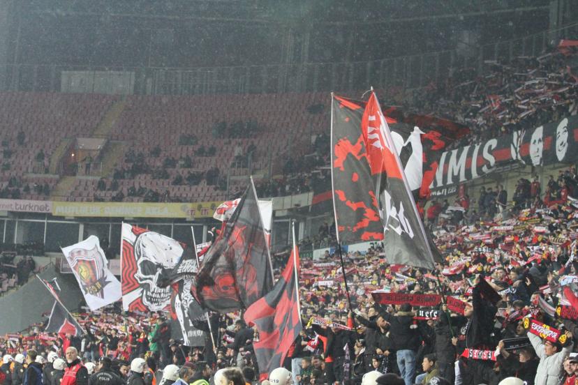Haydi Efsane! Eskişehirspor'dan tek maçlık indirim kararı!