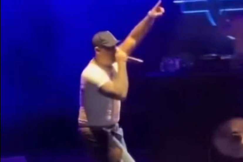 Lvbel C5 konserinde şaşkınlık: Sahneye çıkan kişinin Lvbel C5 olmadığı anlaşıldı!