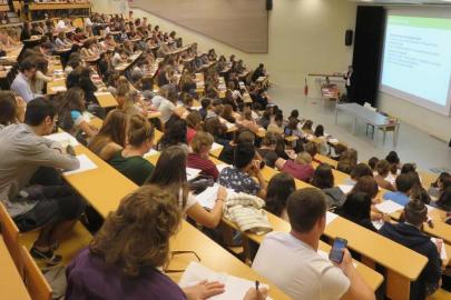 ÖTV'siz bilgisayar ve telefon teklifi mecliste: Üniversitelilere teknoloji müjdesi geliyor!