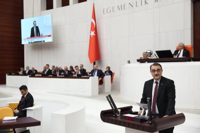 Türkiye enerjide dışa bağımlılıktan liderliğe ilerliyor