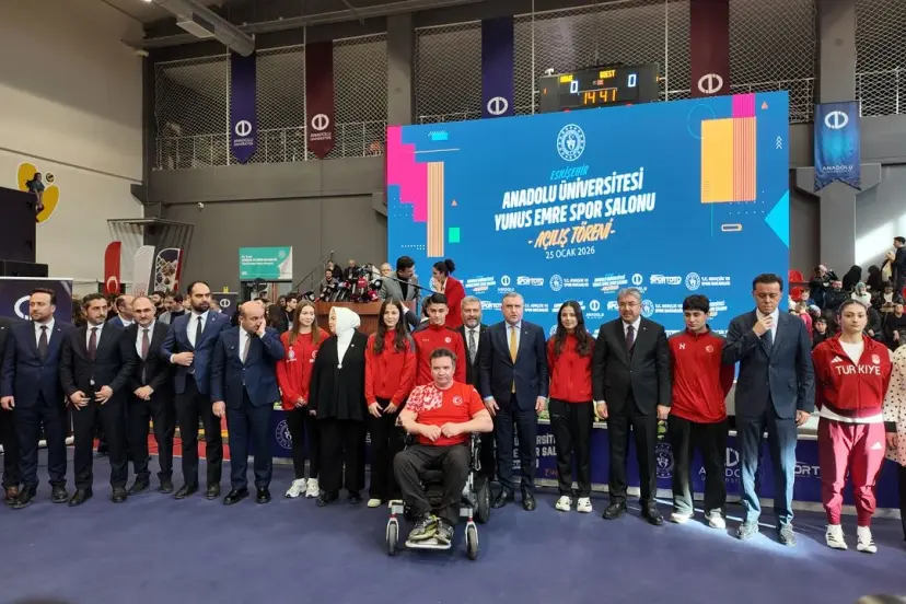 Bakan Bak’tan Eskişehir mesajı: Spor tesisleri artacak!