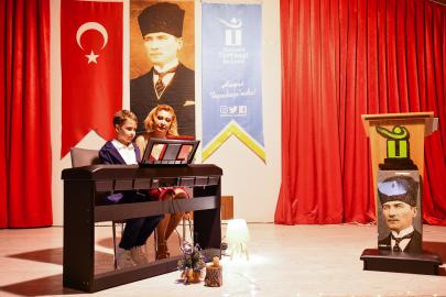 Tepebaşı Belediyesi sanatla büyüyor: Çocuklar sahnede yeni yılı karşıladı