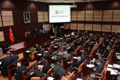 Yeşiltepe halkı Erdoğan Aydoğmuş’u istifaya davet etti!