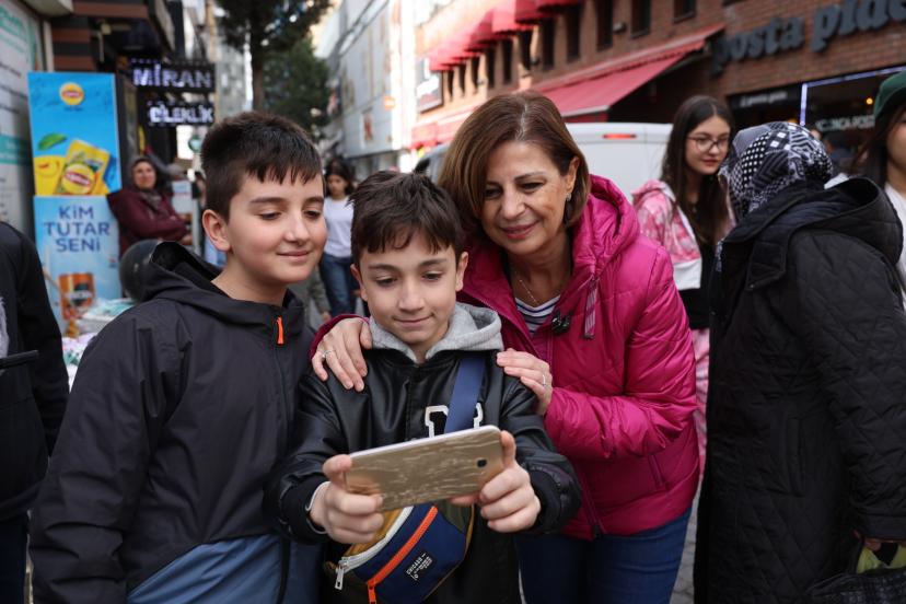 Ayşe Ünlüce bayram öncesi çarşıya çıktı