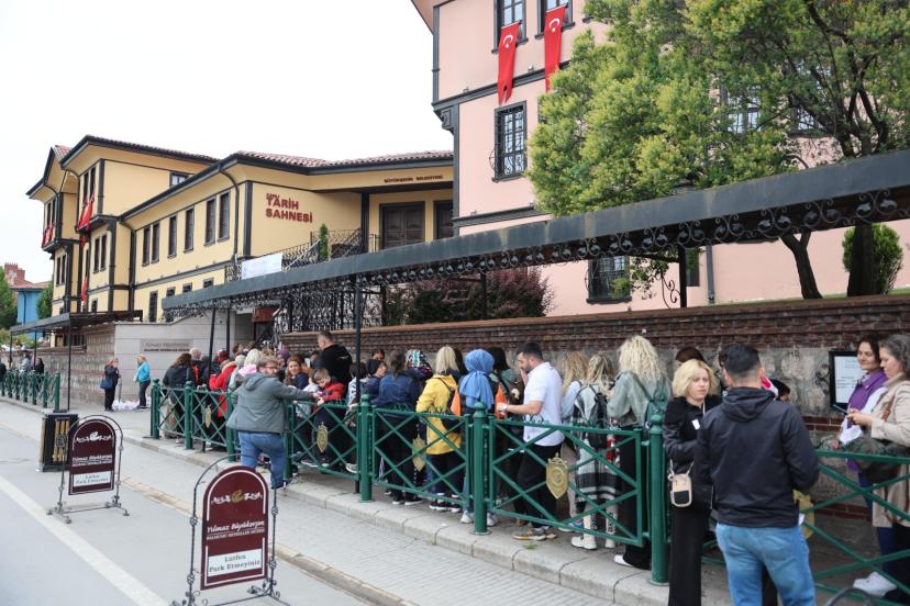 Bayram tatilinde müzeler 28 bin ziyaretçi ağırladı