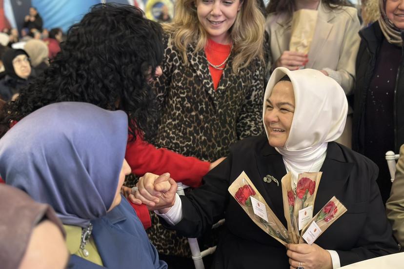 Dede Korkut Parkı’nda İftar Sofrası: Vekil Anne Katıldı