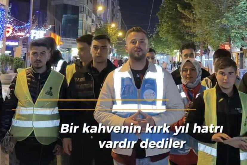 AK Parti Odunpazarı Gençlik’ten Tozman Çarşısı’nda Kahve Tadında Sürpriz: Esnaf Güne Tebessümle Başladı
