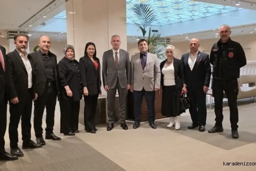 Eskişehirli Karadenizliler Ankara’da: TOKİ ve Külliye’de Önemli Görüşme Trafiği