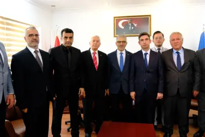 THK Başkanı Akın Ünal İnönü Ziyaretinde Eğitimin Önemine Dikkat Çekti