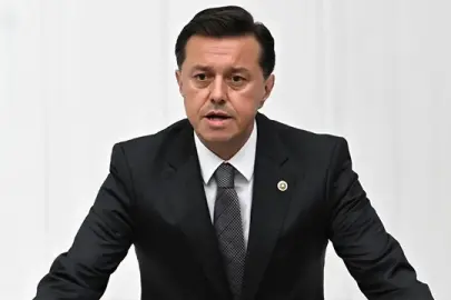 Hatipoğlu’ndan Tepebaşı Belediye Meclisi İçin Uyarı: “Ayağınızı Denk Alın”