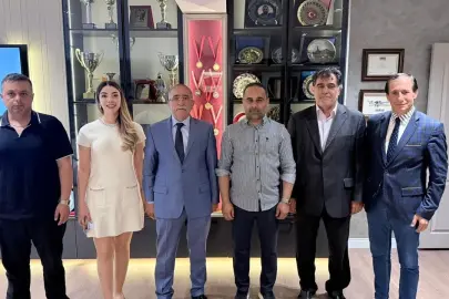 MHP Tepebaşı İlçe Teşkilatından Medya 26 Grup’a Anlamlı Ziyaret