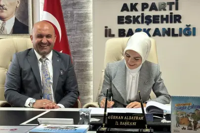 Bakan Göktaş AK Parti Eskişehir İl Başkanlığı’nda
