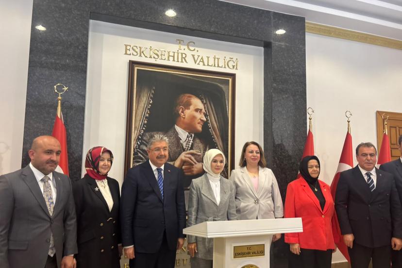 Bakan Mahinur Göktaş Eskişehir'de