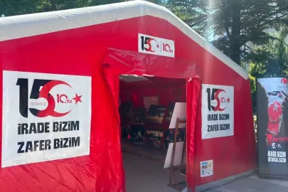 Eskişehir Valilik Meydanı'nda 15 Temmuz Destanı Sergisi Açıldı