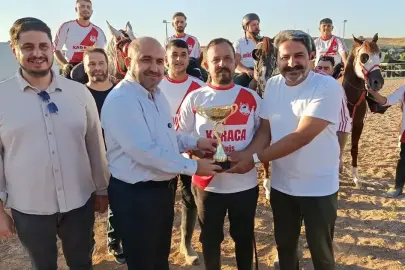 Eskişehir'de atlı cirit heyecanı yaşandı!