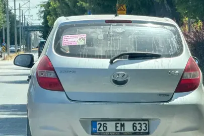 Eskişehir’de Trafikte Gülümseten Mesaj