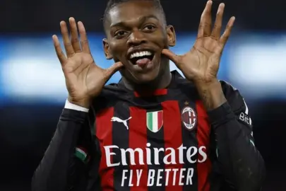 Fenerbahçe ve Galatasaray Leao İçin Yarışta