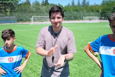 Fenomen YouTuber futbolcuları sevindirdi!