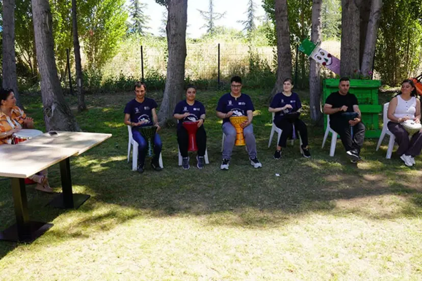 Tepebaşı Belediyesi sakinleri özel bireylerle bir araya geldi