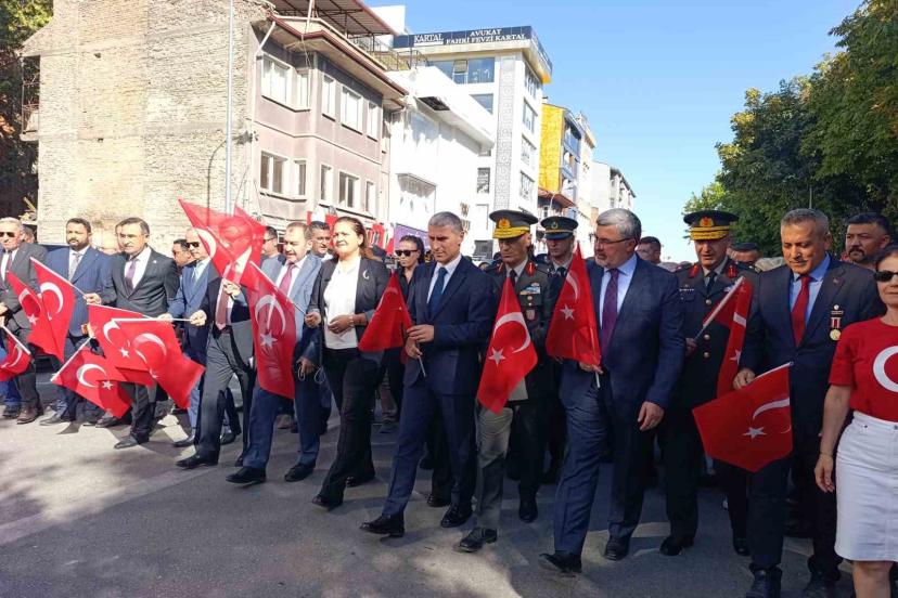 Afyonkarahisar’da Zafer Haftası etkinlikleri sürüyor