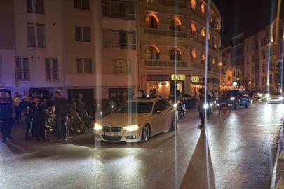 Eskişehir’de polisten araç gürültüsünün yoğun olduğu sokakta kapsamlı denetim