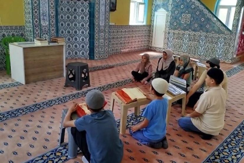 Hisarcık Saklar köyünde Yaz Kur’an Kursu Kapanış Programı düzenlendi