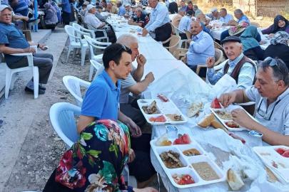 Hisarcık Şeyhçakır köyünde geleneksel hayır yemeği düzenlendi