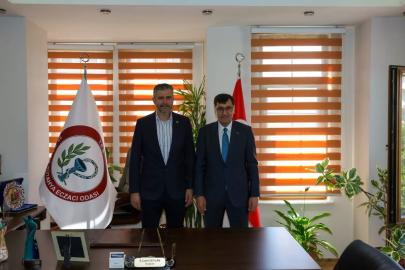 Kütahya Belediye Başkanı Kahveci’den Eczacı Odası’na ziyaret
