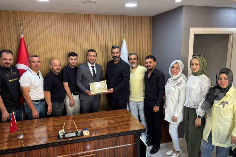 Tavşanlı’da berber ve kuaför esnafının sorunları masaya yatırıldı