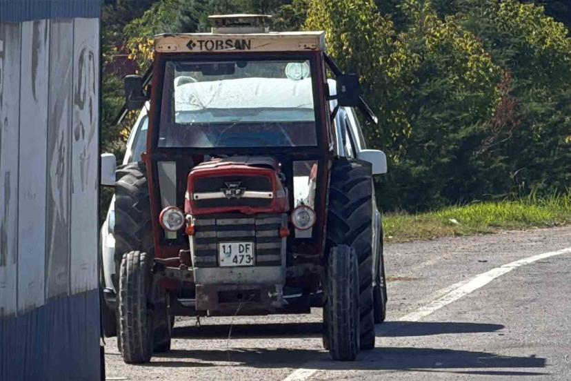 Yüzde 50 zihinsel engelli genç, Bozüyük’ten çaldığı traktörle 55 kilometre yol katetti