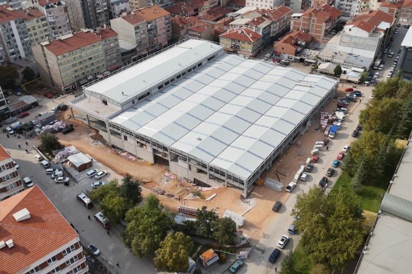 Eskişehir Kurtuluş Kapalı Pazar Yeri’nde fiziki gerçekleşme yüzde 75’e ulaştı
