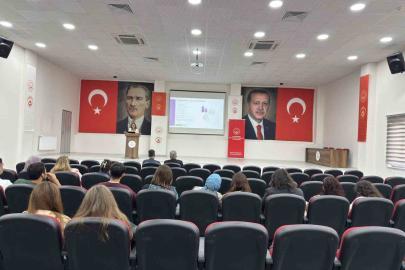 Eskişehir’de Aile ve Sosyal Hizmetler personeline bağımlılık eğitimi