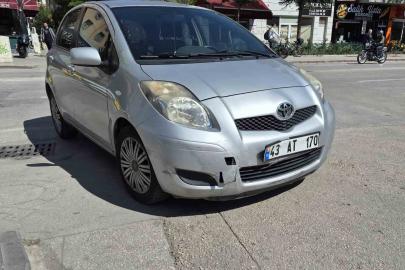 Eskişehir’de otomobille çarpışan motosiklet sürücüsü yaralandı