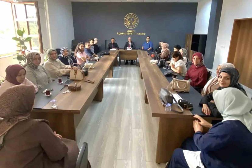 Hisarcık’ta ücretli öğretmenlerle yeni eğitim yılı toplantısı