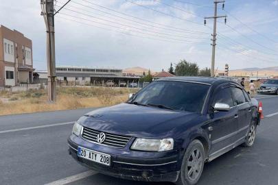 İki otomobil çarpıştı: 1 yaralı