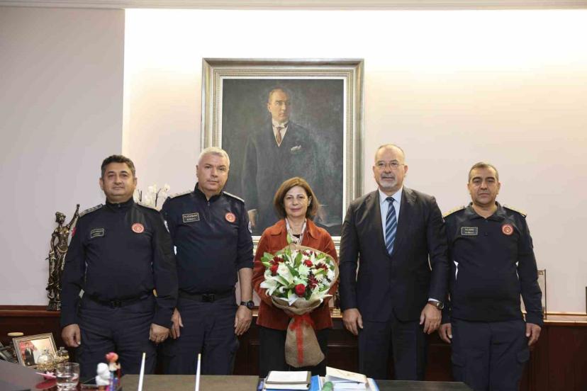 İtfaiyecilerden Başkan Ünlüce’ye anlamlı ziyaret