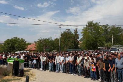 Kazada ölen genç hafız toprağa verildi