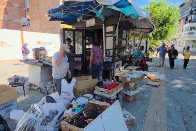 Mahkeme kararı sonrası 47 yıllık iş yerini boşaltan esnaf, baktığı kuşlar için endişeli