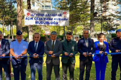 Mahkumların el emeği eserleri göz doldurdu
