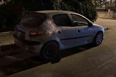 Polisin incelediği araç ve 2 şahıstan satışa hazır uyuşturucu ele geçirildi