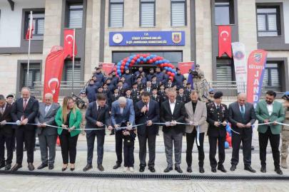 Simav İlçe Jandarma Komutanlığı’nın yeni hizmet binası açıldı