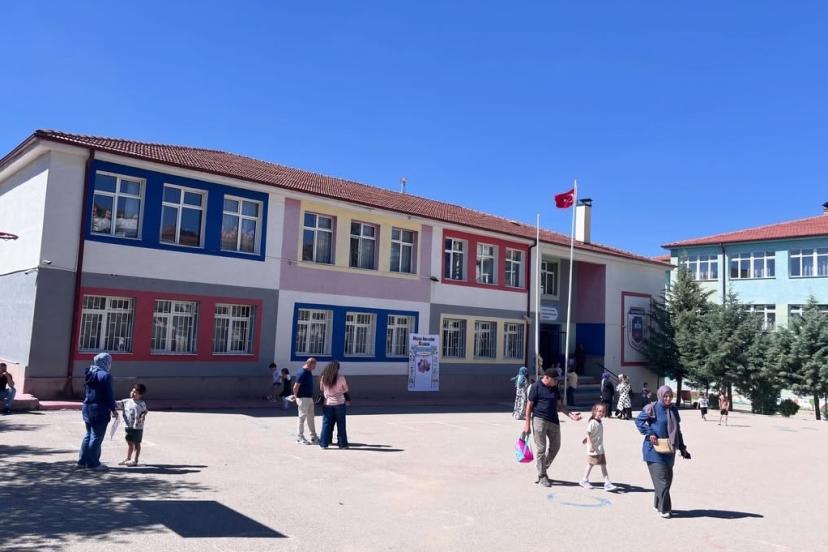 Sivrihisar’da miniklerin okul heyecanı başladı