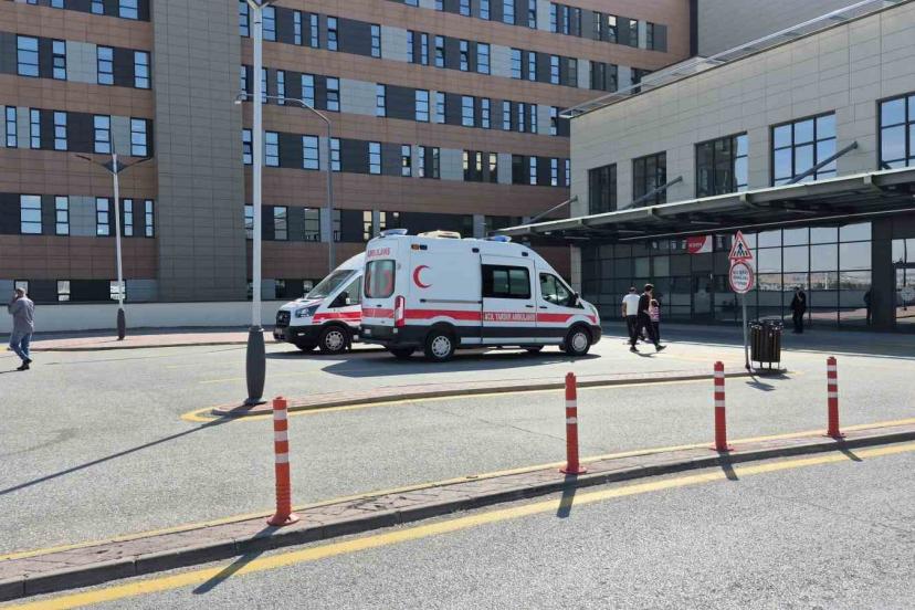Vagon üzerindeki yüksek gerilim hattına temas eden 12 yaşındaki Arda’da da yüzde 70 yanık oluştu