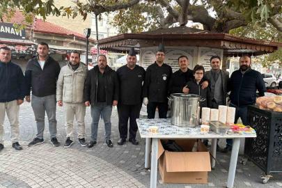 Bolvadin’de gençler sabah namazında buluştu
